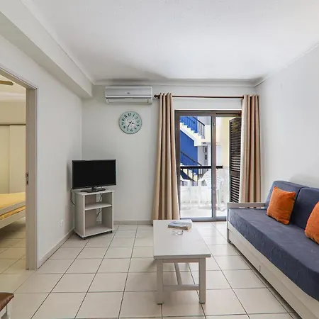 Apartamento Elma 1 アパート *